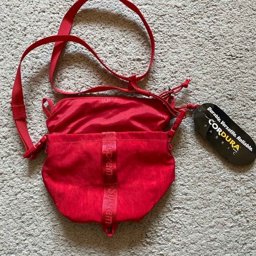 Supreme mini nylon bag NWT